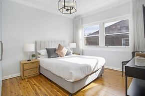 Coastal Living Just Metres From Coogee Beach