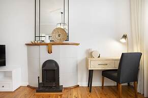 Coastal Living Just Metres From Coogee Beach