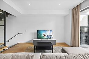 Bright & Modern 3-bed Townhouse in Rosebery