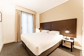 Chic 1-bed in East Melbourne With Gym & Pool