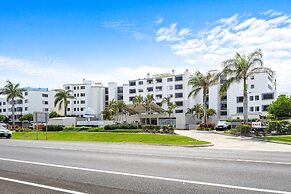 Beachside 3-bed With Bbq, Pool, Gym