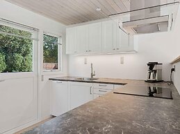 4 Star Holiday Home in Hals