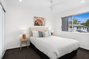 Comfortable 3-bed Retreat Close Parks