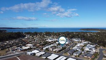 Spacious 4-bed Home 2-min to the Beach