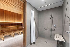 Sleek 1-bed Canberra Flat With Gym & Sauna Access