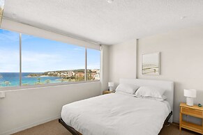 Wake Up to the Ocean: 1-bed With Pool & Views