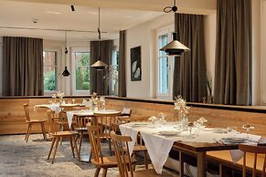 OXA - Easy Escape & Wirtshaus