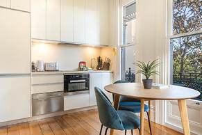 Modern 1-bed Studio Near Tramsheds