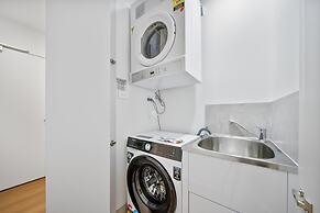 2-bed Haven: Impeccable Interiors & Chic Amenities