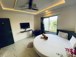 Sai Vishwa Lodging