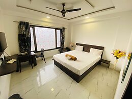 Sai Vishwa Lodging