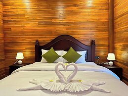 Vangnamthip Meung Feung Hotel