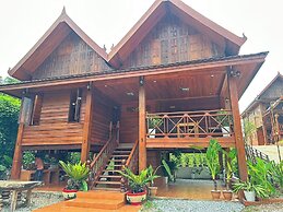 Vangnamthip Meung Feung Hotel