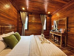 Vangnamthip Meung Feung Hotel