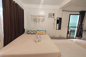 Lazy Daze Hometel Boracay