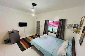 Lazy Daze Hometel Boracay