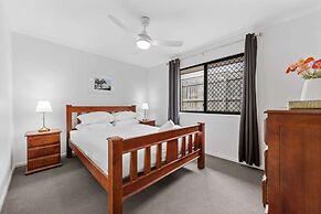 Charming 3-bed Home On Sunshine Coast