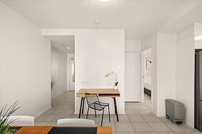Central South Brisbane Stay With Pool Access
