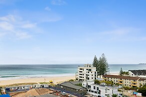 Glorious Ocean Views, 2-bed, Pool & Amenities