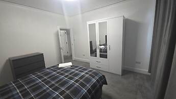 Justin Superb Luxury Stay