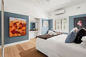 Superb 2-bed Apartment Facing Rose Bay Marina