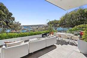Superb 2-bed Apartment Facing Rose Bay Marina