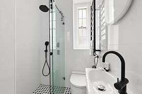 Superb 2-bed Apartment Facing Rose Bay Marina