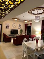 Urban Panda Mirror Maze Hostel JBR