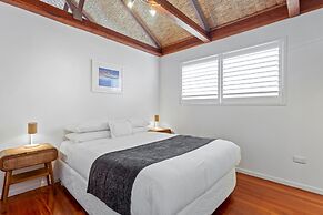 Beachfront 3-bed With Private Pool & Fireplace