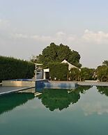 THE RIVERSIDE INN