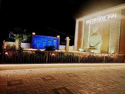THE RIVERSIDE INN