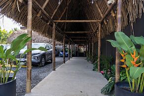 Bahia Selvatica Lodge