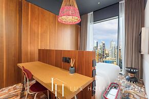 LUX  The Modern Retro Suite