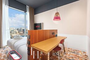 LUX  The Modern Retro Suite