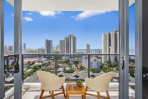 2-bed Beach Apartment With Pool, Parking & Balcony