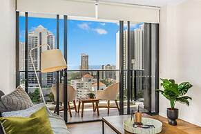 2-bed Beach Apartment With Pool, Parking & Balcony