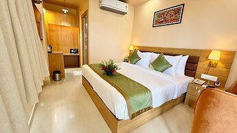 Hotel La Bella - near Sea Beach