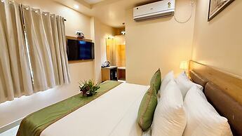 Hotel La Bella - near Sea Beach