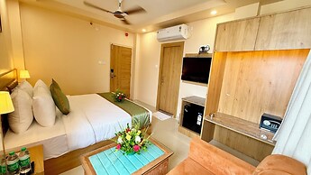 Hotel La Bella - near Sea Beach