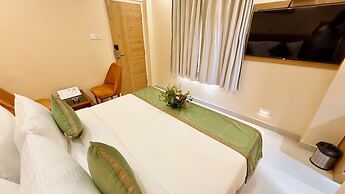 Hotel La Bella - near Sea Beach