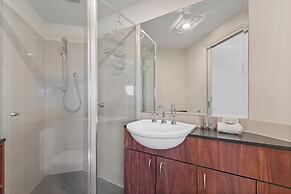 Split-level 2BR With City-view and Separate Study