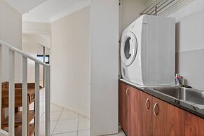 Split-level 2BR With City-view and Separate Study