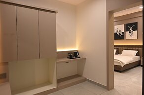 Plumeria Hotel