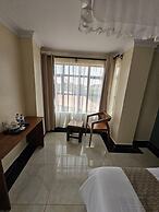 Big Tusks Hotel Marsabit