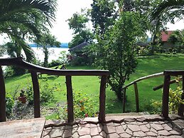 Bohol-Lahoy Dive & Beach Resort