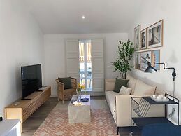 w Dreamy 1BR With Terrace in Chueca