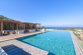 Mida Pool Villa