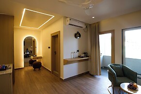 Voyage Eastin Suites