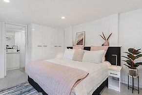 Comfy Studio Near Racecourse