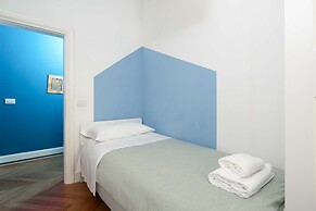 Modern 2BR Apartment in Historic Florence